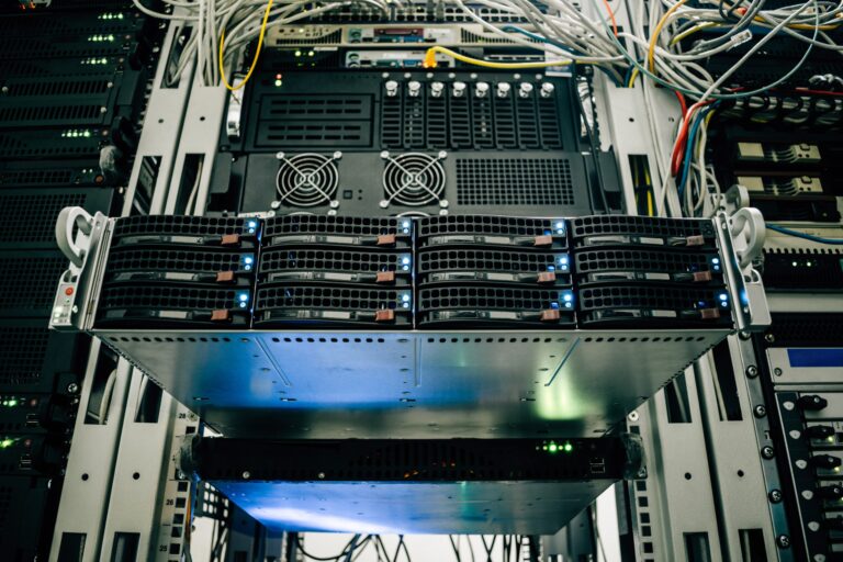 Hosting (Landlord)