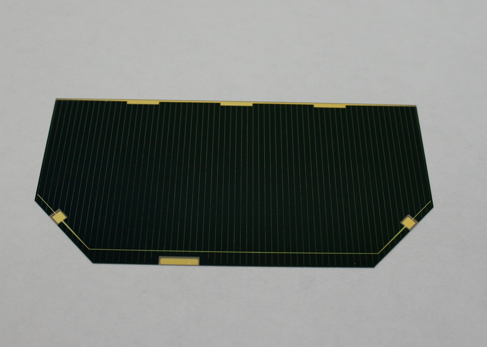 Solar Element GaInP2 / GaAs / Ge — Glavkosmos