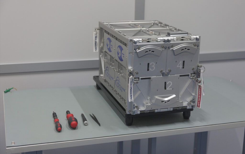 CubeSat Deployment System (TPK)