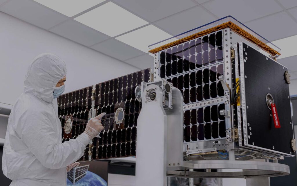 Standard CubeSat Satellite Bus (6U, 8U, 12U, 16U) — NanoAvionics, photo 2