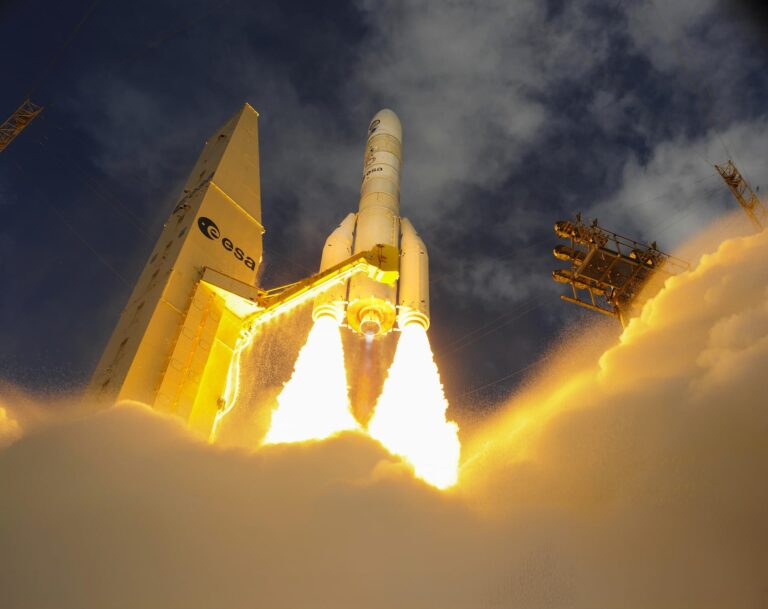 Ariane 64 — Dedicated Launch to GTO — Arianespace