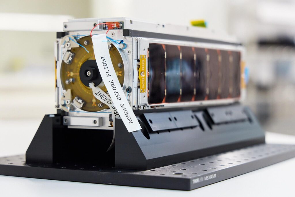 R6 VDES Space Payload