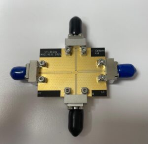 Ka Band High Gain Medium Power Amplifier (26-34 GHz)