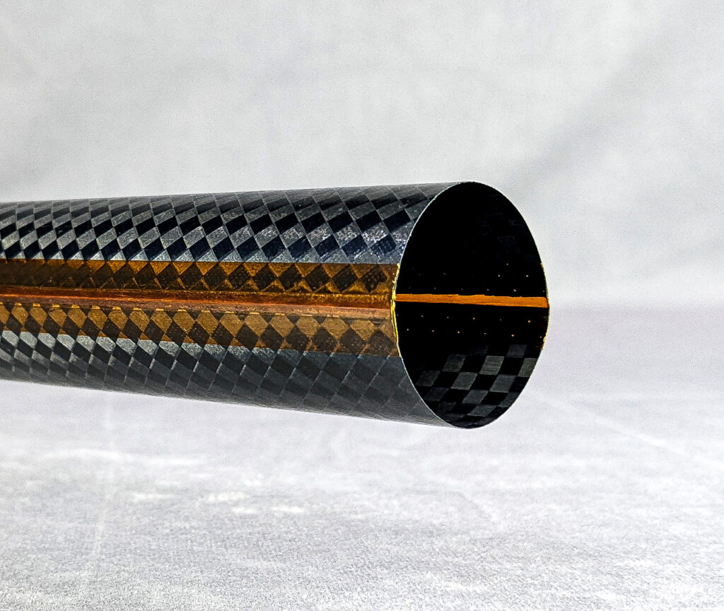 Living Hinge Boom (LHB)