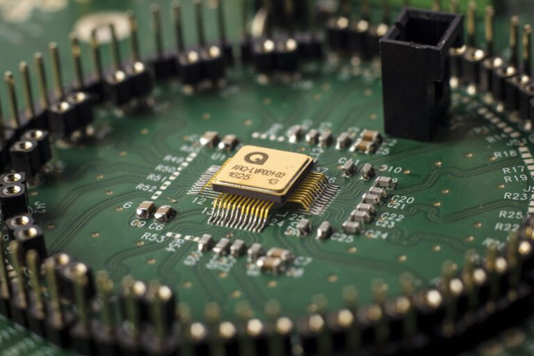 Rad-Hard LVDS IP & IC Products for Space (SpaceWire / SpaceFibre)