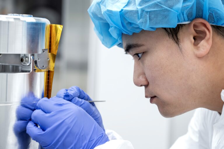 CubeSat Thruster