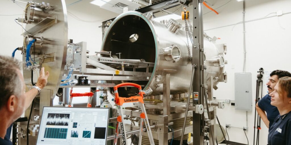 FPPT — Fiber-Fed Pulsed Plasma Thruster