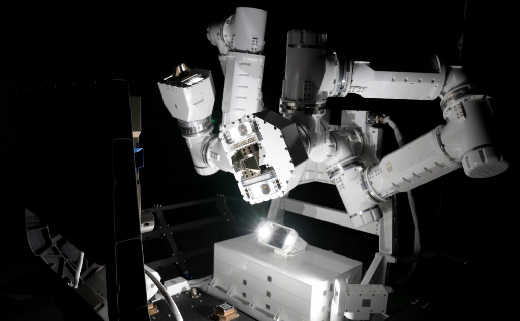 GITAI Lunar/Space Robotic Arm System