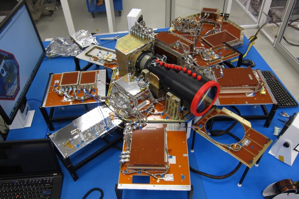 NEMO-HD Microsatellite