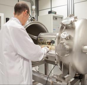 Mini-PHM Passive Hydrogen Maser