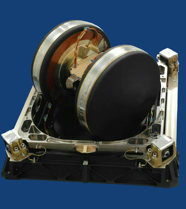 Agile Actuators (CMG 15-45S, 40-60S, 75-75S) — Airbus Defence and Space, photo 1