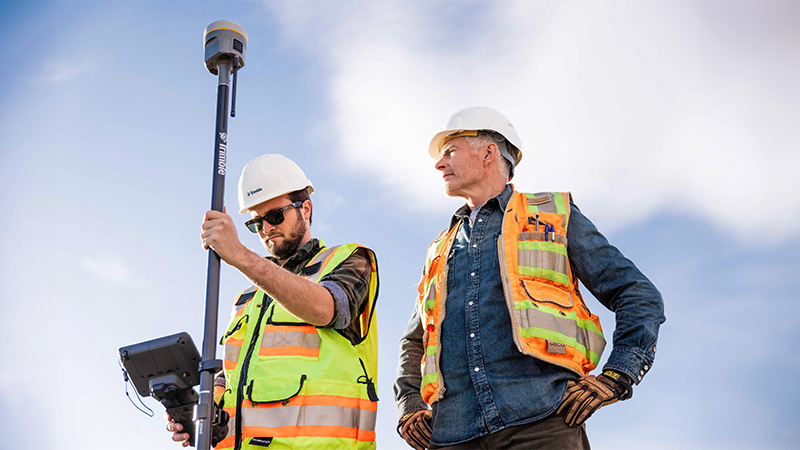 Trimble R980 GNSS System