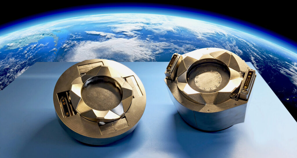 HOTDOCK Mating/Demating Device — Space Applications Services