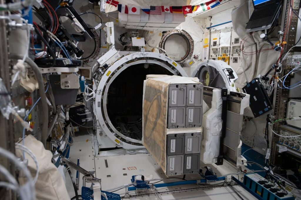 MinXSS (Miniature X-ray Solar Spectrometer)