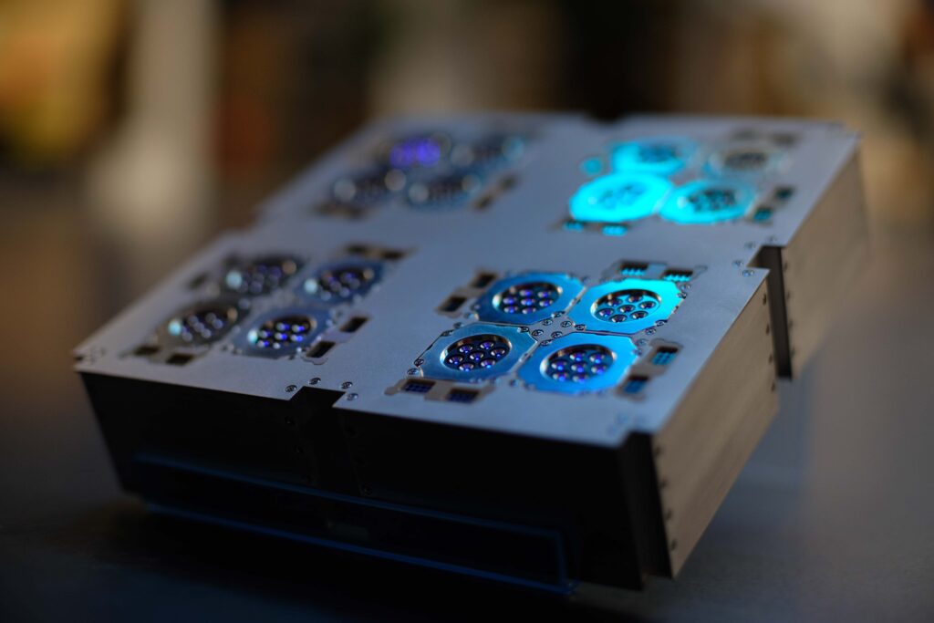 nμpro Electrospray Thruster