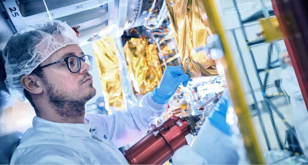 OHB Cosmos SmallSat Platform — OHB Cosmos
