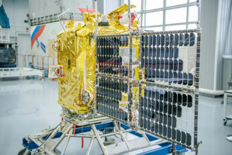 Control spacecraft and satellite constellations